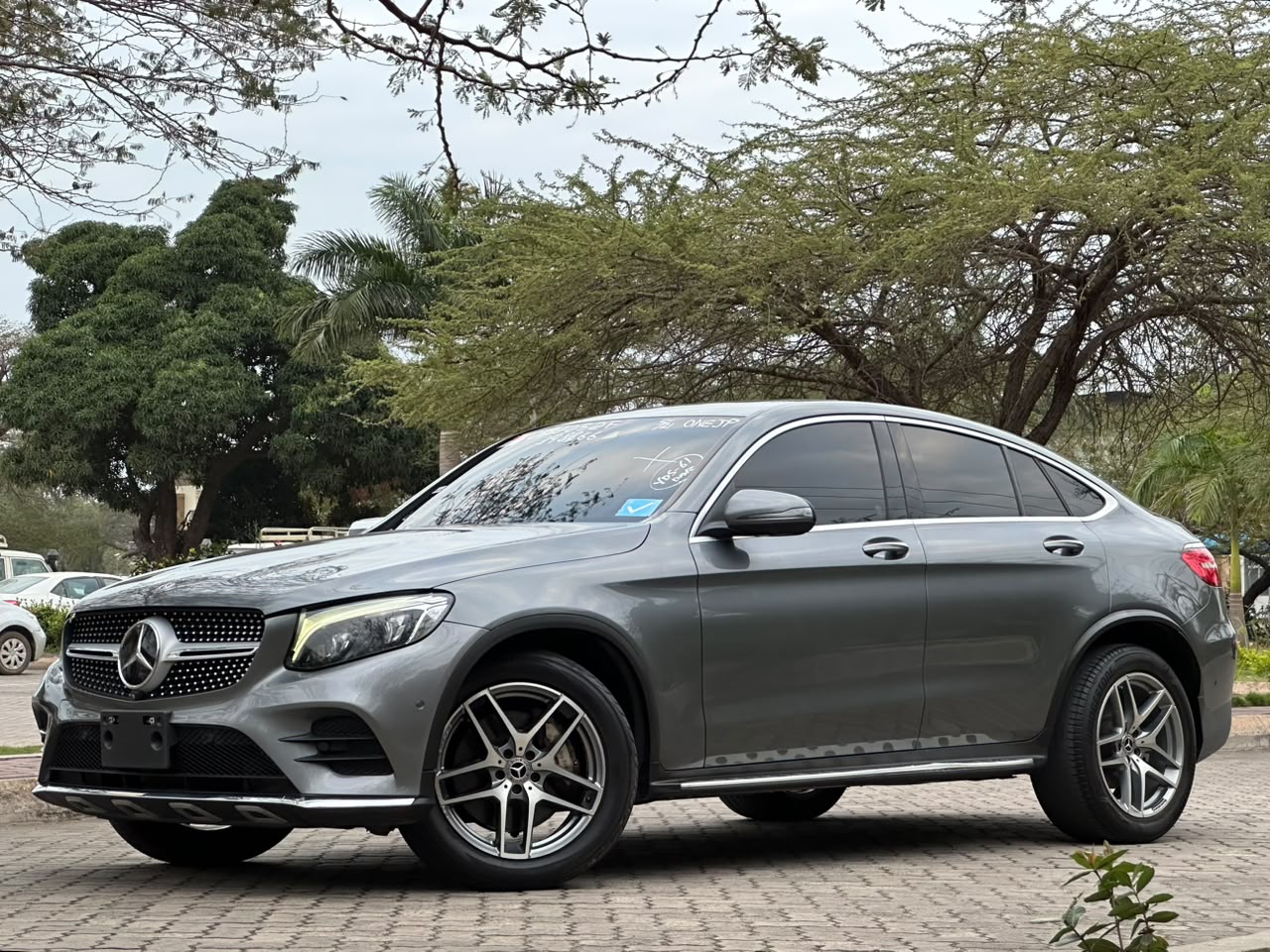 Mercedes-Benz GLC Coupe thumbnail 2